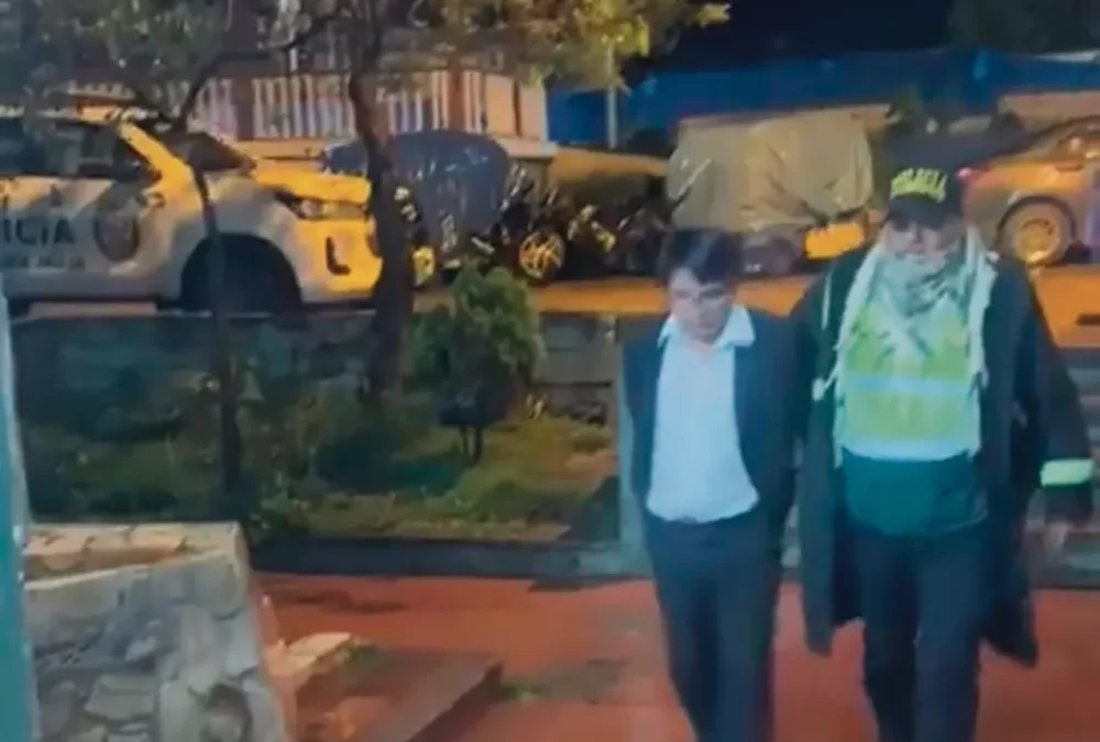 EN PRESUNTO ESTADO DE EBRIEDAD: DETIENEN A REGIDOR DE YAUYOS