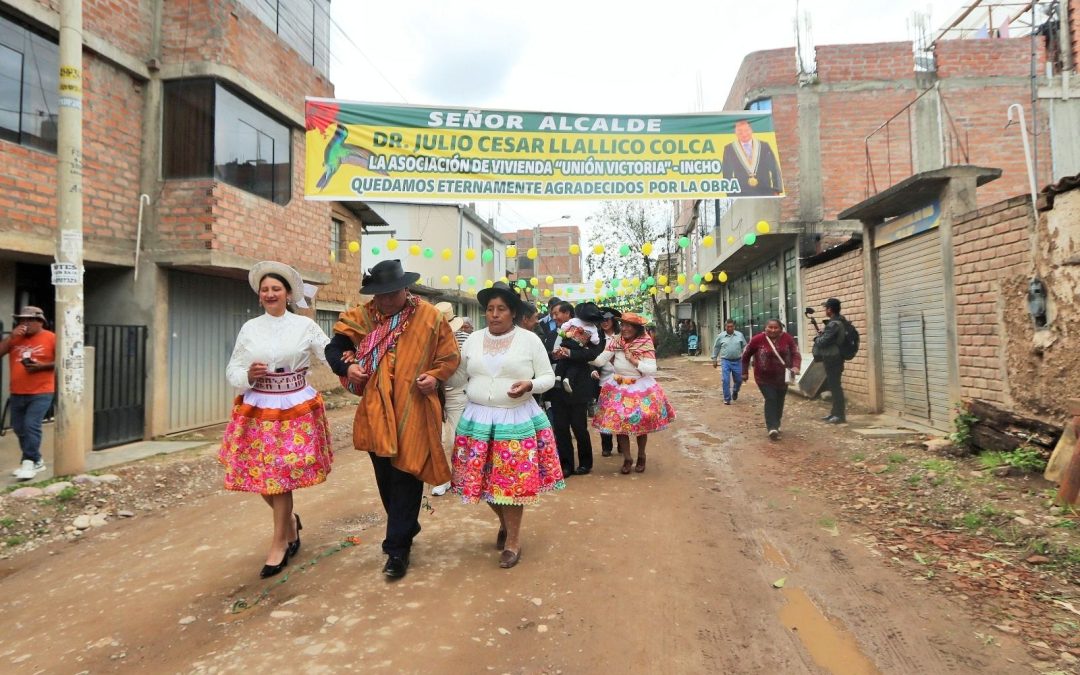 TRAS 40 AÑOS DE ESPERA, FAMILIAS DE INCHO AHORA BEBEN AGUA DE CALIDAD EN EL TAMBO HUANCAYO