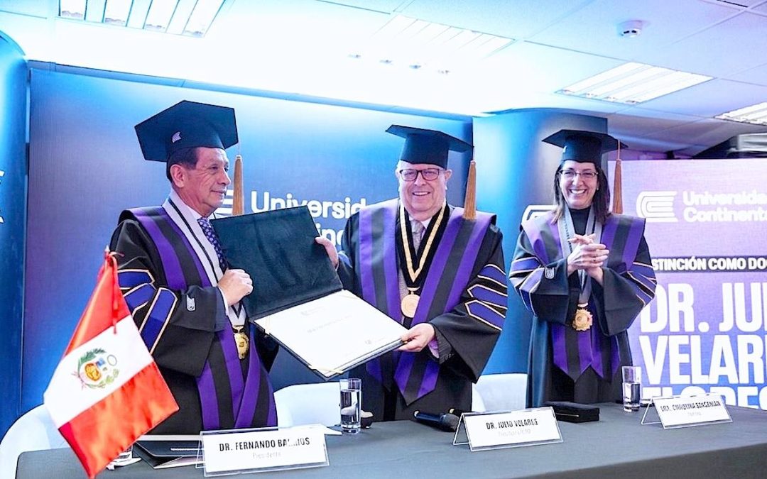 JULIO VELARDE, PRESIDENTE DEL BANCO CENTRAL DE RESERVA DEL PERÚ, RECIBIÓ EL GRADO DE DOCTOR HONORIS CAUSA DE LA UNIVERSIDAD CONTINENTAL