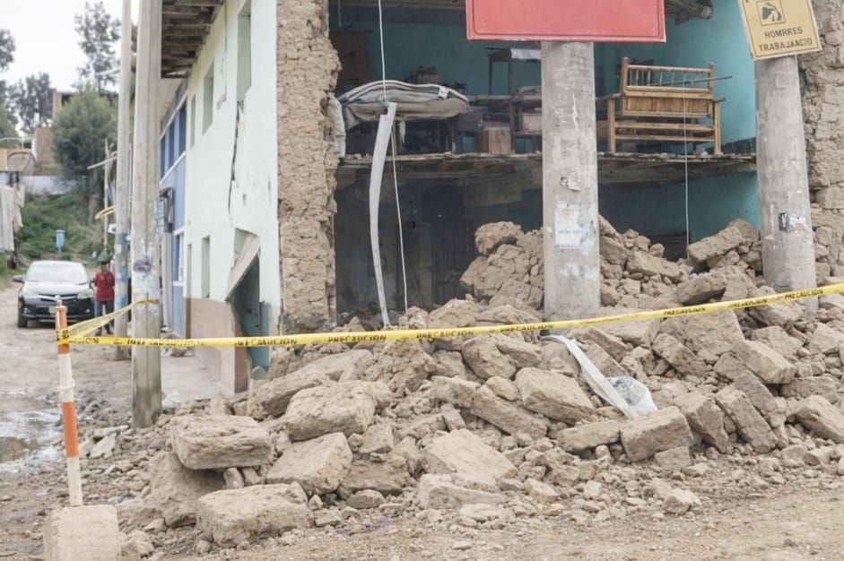 ¡DERRUMBE OCURRIÓ MIENTRAS DORMIAN!