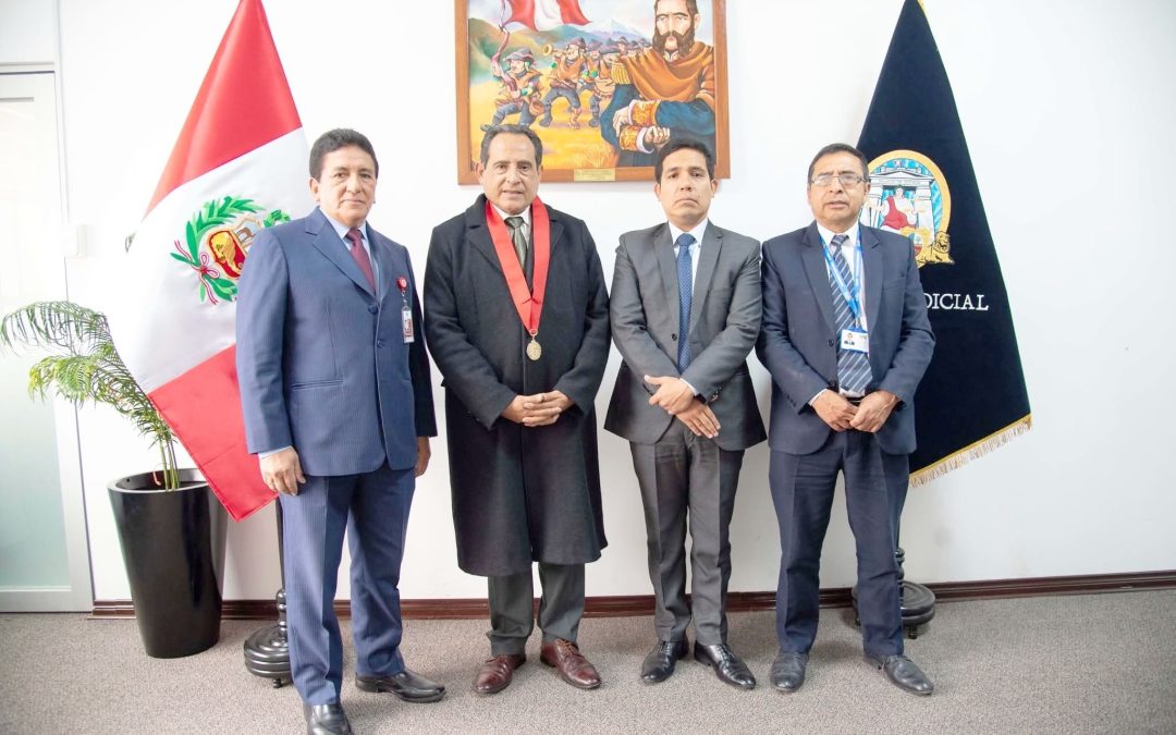 VISITA DEL JEFE DEL ARCHIVO GENERAL DE LA NACIÓN PERMITE FORTALECER EL SISTEMA DE ARCHIVO EN LA CORTE SUPERIOR DE JUSTICIA DE JUNÍN