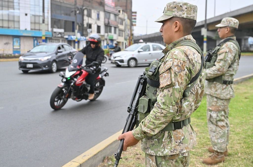 DECLARAN ESTADO DE EMERGENCIA EN 34 DISTRITOS DE SEIS REGIONES EN EL PERÚ