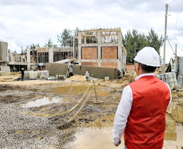 CONTRALORÍA DETECTA DEFICIENCIAS EN OBRAS DE SALUD Y EDUCACIÓN EN DANIEL ALCIDES CARRIÓN, PASCO