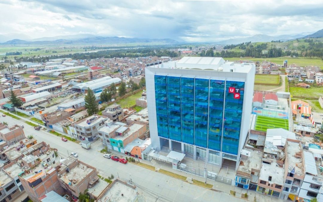 UNIVERSIDAD TECNOLÓGICA DEL PERÚ SE UBICA EN EL TOP 3 DE UNIVERSIDADES PERUANAS CON MÁS PUBLICACIONES CIENTÍFICAS EN SCOPUS EN 2025