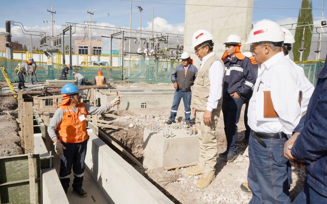 MINISTRO DE ENERGÍA Y MINAS INSPECCIONA AMPLIACIÓN DE POTENCIA EN SUBESTACIÓN ELÉCTRICA DE CHUPACA
