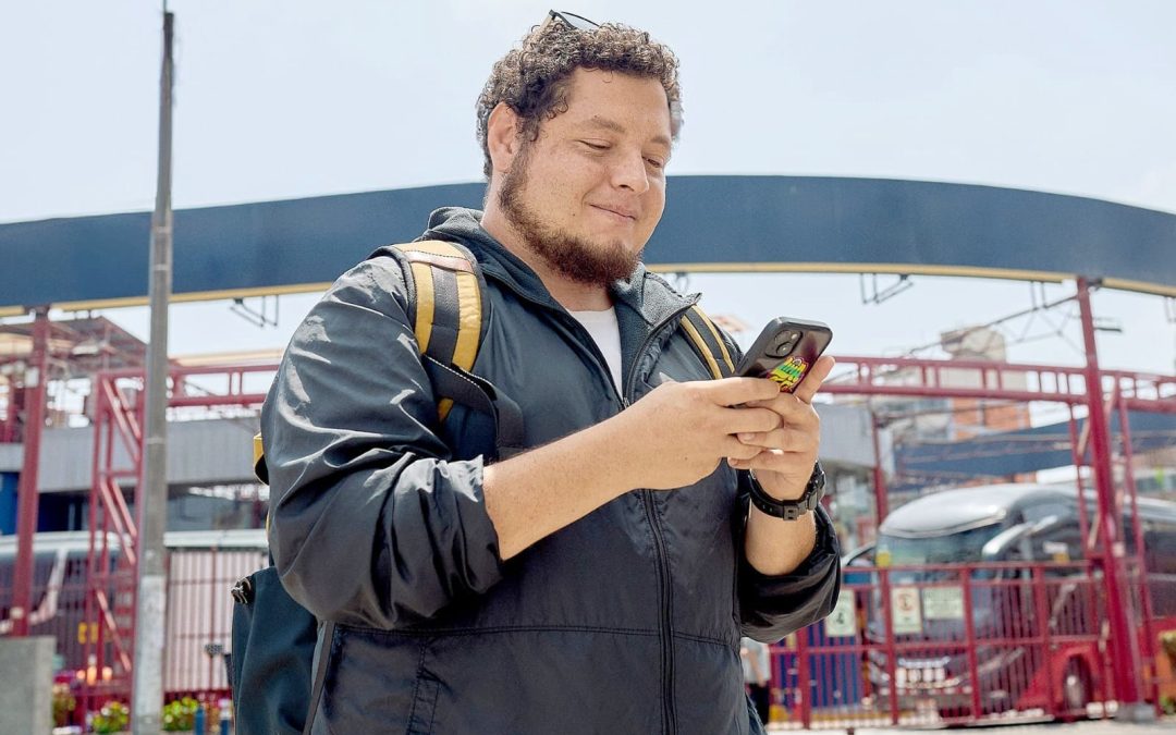 ¿QUÉ EMPRESA OPERADORA BRINDÓ MAYOR COBERTURA MÓVIL GARANTIZADA AL CIERRE DE 2025?