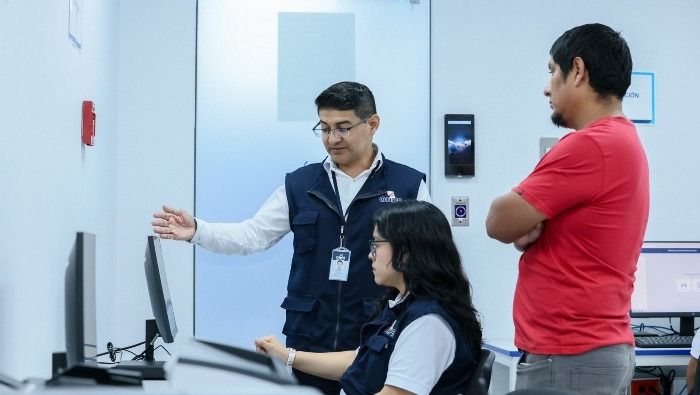 OFICINA NACIONAL DE PROCESOS ELECTORALES CAPACITA A PERSONEROS DE FUERZA POPULAR Y JUNTOS POR EL PERÚ