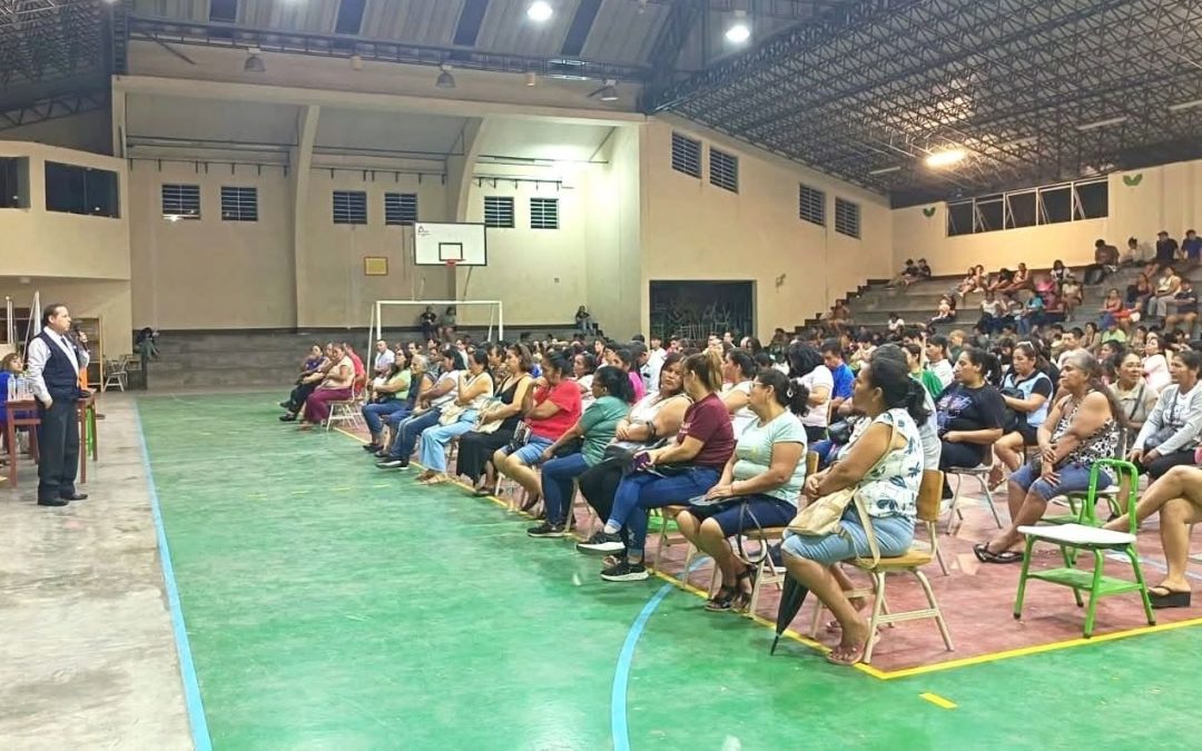 FISCALÍA DE PREVENCIÓN DEL DELITO REALIZÓ CHARLAS CONTRA EL 𝗕𝗨𝗟𝗟𝗬𝗜𝗡𝗚 Y LA 𝗩𝗜𝗢𝗟𝗘𝗡𝗖𝗜𝗔 EN INSTITUCIONES EDUCATIVAS EN LA SELVA CENTRAL