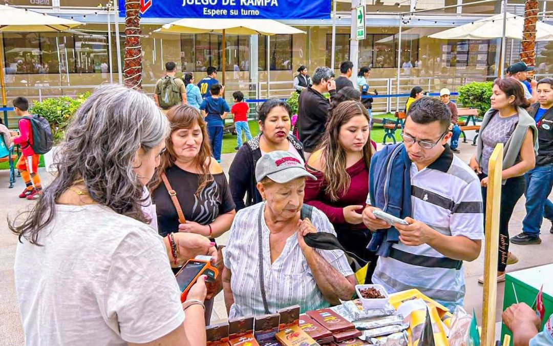 OXAPAMPA PROMUEVE SUS ATRACTIVOS TURÍSTICOS EN ACTIVACIÓN NACIONAL IMPULSADA POR PROMPERÚ, EN LA REGIÓN PASCO