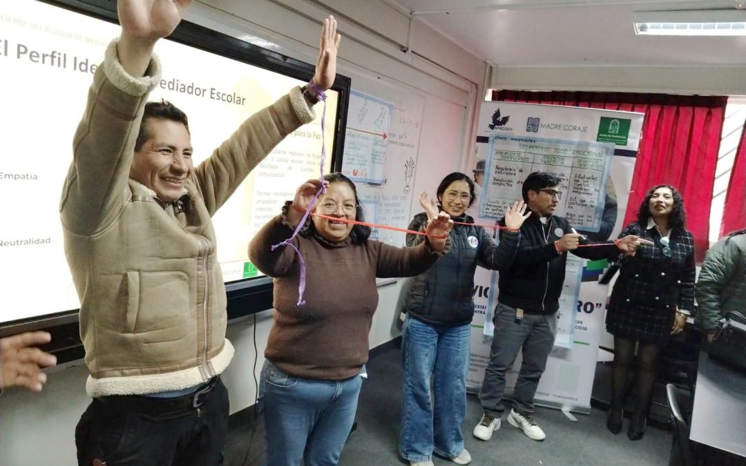 DOCENTES FORTALECEN CAPACIDADES EN RESOLUCIÓN DE CONFLICTOS Y MEDIACIÓN ESCOLAR EN HUANCAVELICA