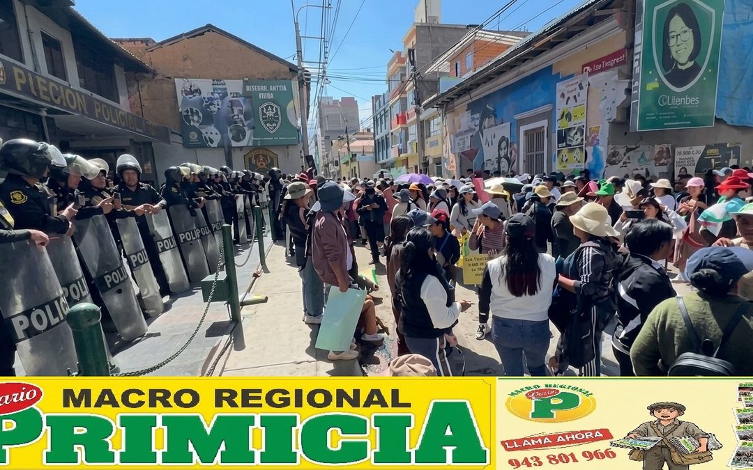 PADRES DE FAMILIA EN HUANCAYO EXIGEN SEGURIDAD Y PROTECCIÓN PARA LOS ESCOLARES
