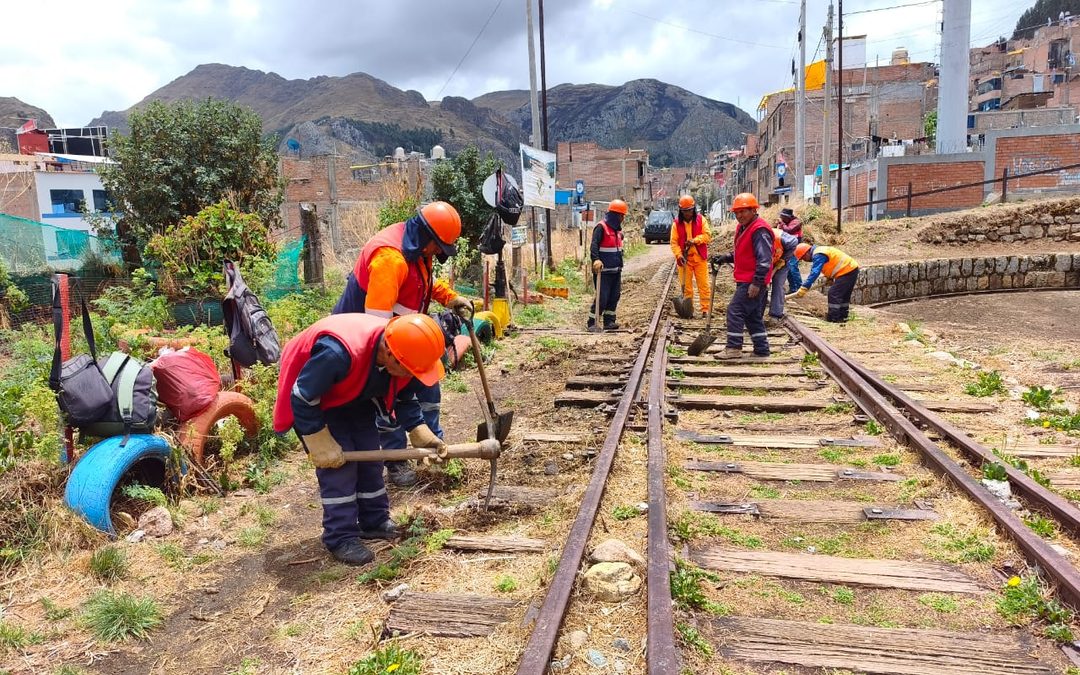 DRTC Huancavelica conmemora un siglo de historia, con faena de limpieza de la estación del TREN MACHO