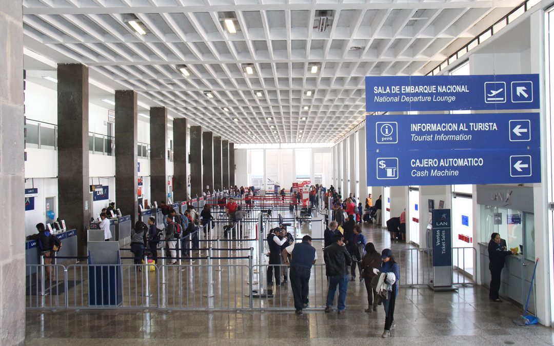 Ositrán aprueba reglamento con estándares de calidad para aeropuertos administrados por CORPAC y fortalece protección de usuarios